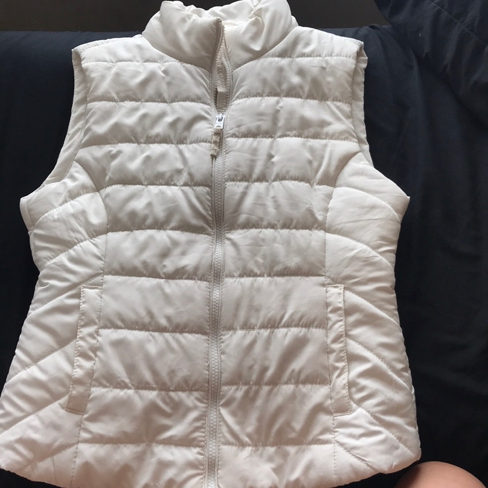 White Aeropostale Vest